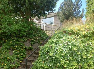 3253 35th Ave W, Seattle, WA 98199