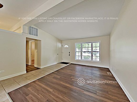 4th image of 778 N Elmwood Dr