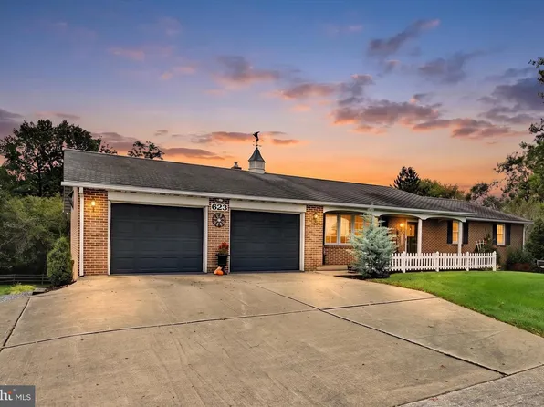623 Lebanon Rd, Manheim, PA 17545