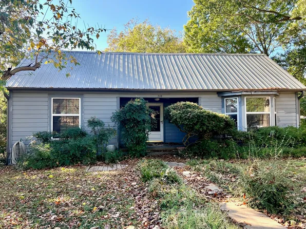 716 N Ricketts St, Sherman, TX 75092