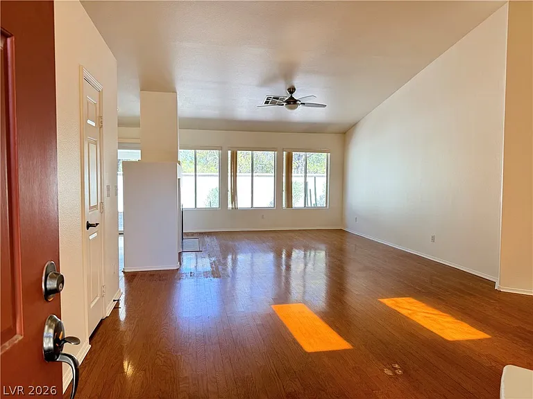 230 Misty Garden St — Photo 3