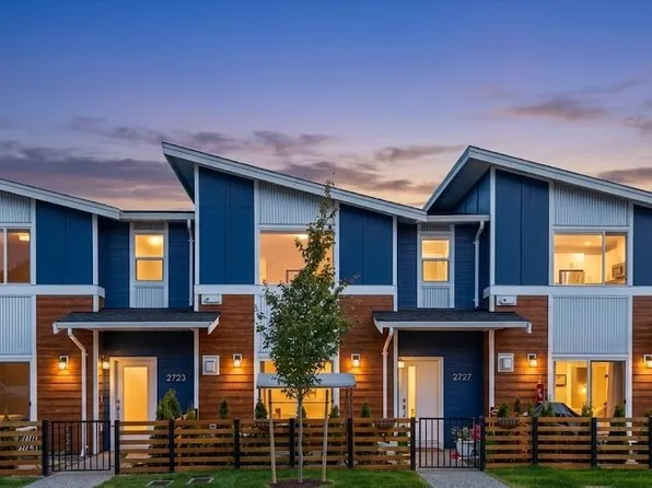 2727 Celestial Ct, Langford, BC V9B 3R6