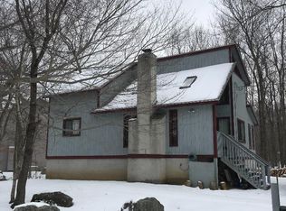 3183 Carobeth Dr, Tobyhanna, PA 18466