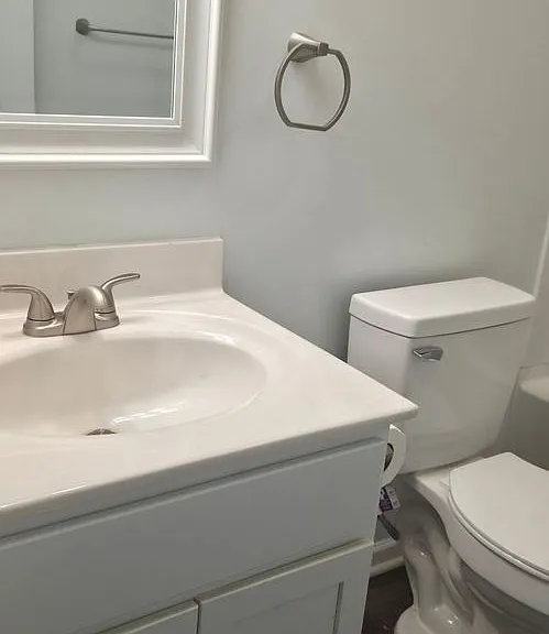 Waynedale Circle Apartments — Photo 52
