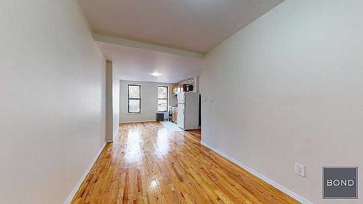 1st image of 1972 3rd Ave #8