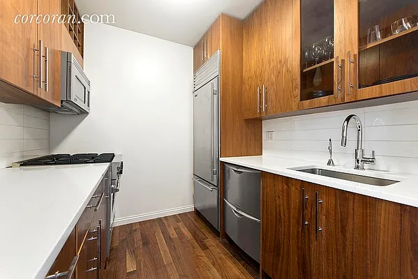 Rented by Corcoran | media 58