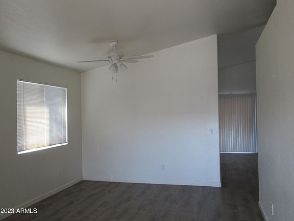 2nd image of 30665 N ROYAL OAK Way