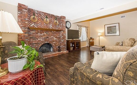 3rd image of 4544 E Hightree Cir