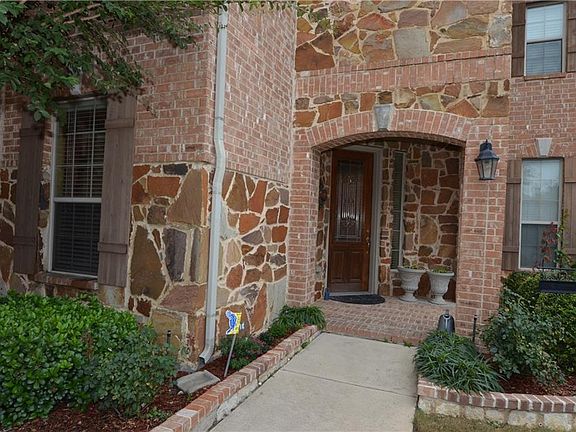 2nd image of 3512 Oliver Dr