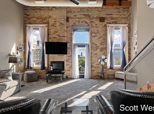 801 Monroe Ave NW, Grand Rapids, MI 49503