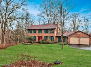 106 Fairway Dr, Clarks Summit, PA 18411