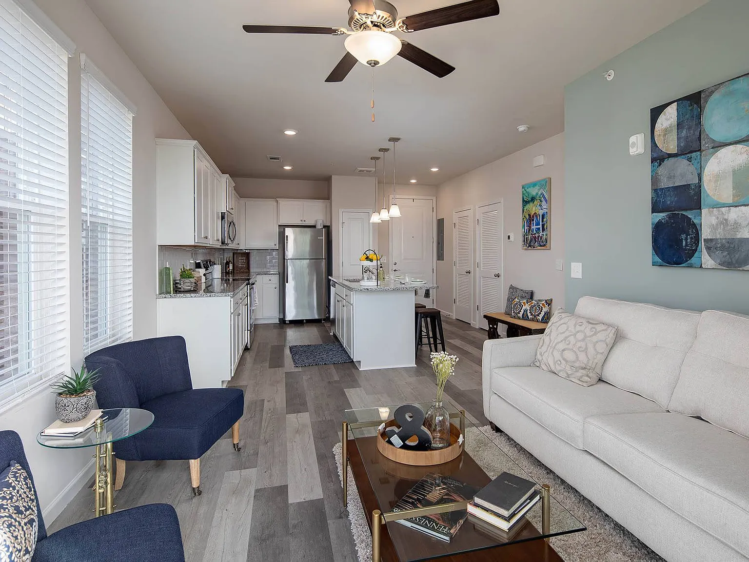 Crest at Burkitt Ridge Apartments — Photo 4