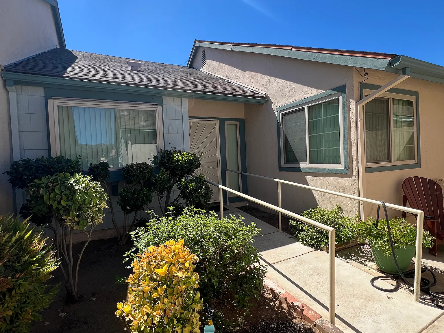 2 bed, 1000 sqft, $2,995 — Photo 1