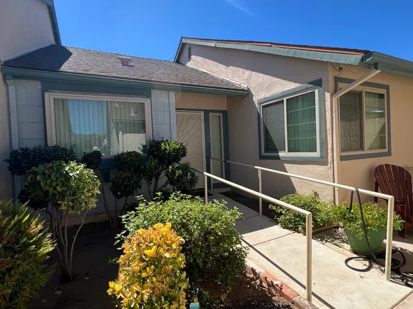 477 Bancroft Gln, Escondido, CA 92027
