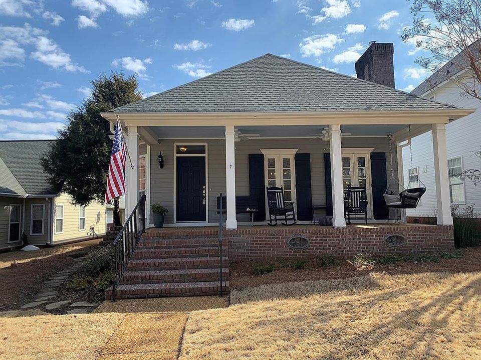 1st image of 618 Piedmont Dr