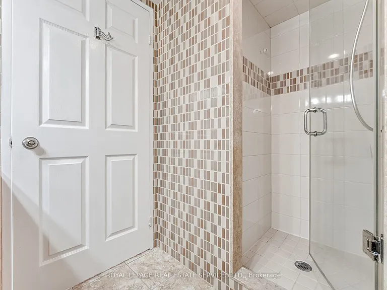 285 Enfield Pl #604 — Photo 36