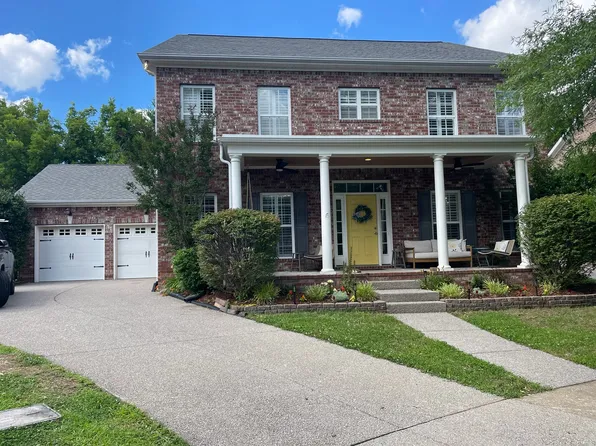 304 Meadowglade Ln, Franklin, TN 37064