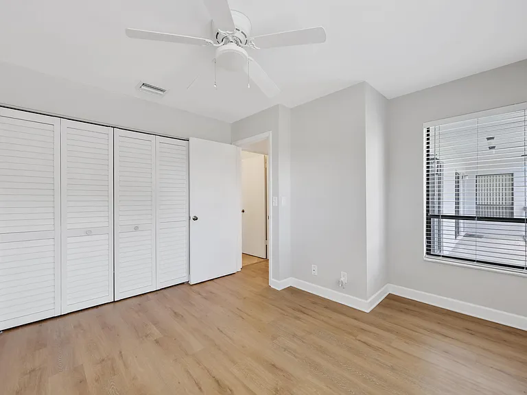 3275 Frederick Blvd #17U — Photo 17