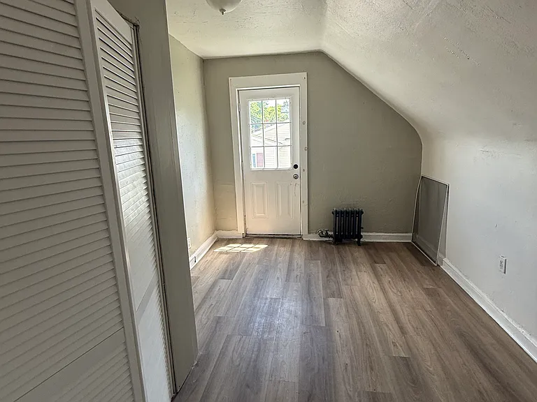 11 S Webster Ave #3 — Photo 7