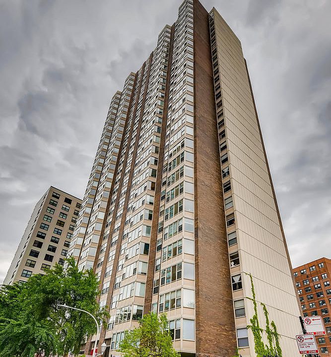 1st image of 525 W Hawthorne Pl APT 2201