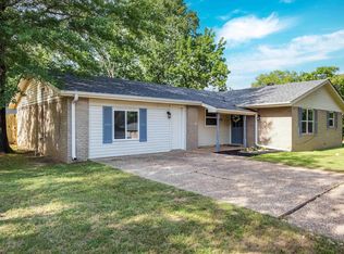312 Club Ln, Conway, AR 72034