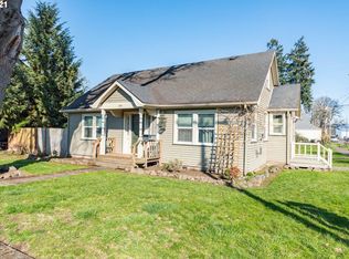 1320 Kalmia St, Junction City, OR 97448