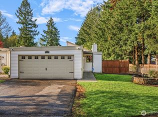 13709 SE 259th St #60, Kent, WA