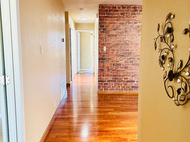 3320 Darwin Dr — Photo 13