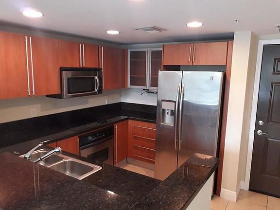 2nd image of 610 Clematis St #755
