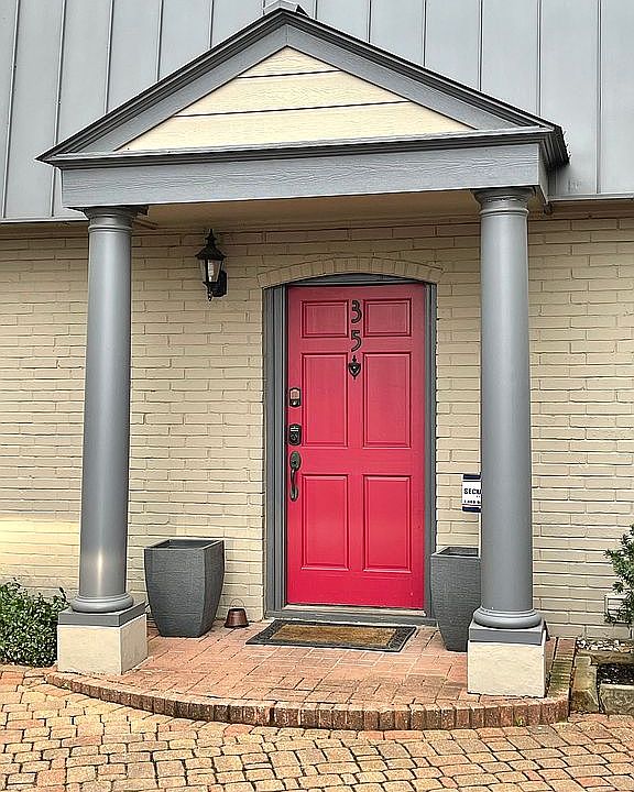 1st image of 2500 Steck Ave APT 35