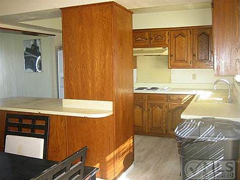 5th image of 1809 Lakeshore Dr
