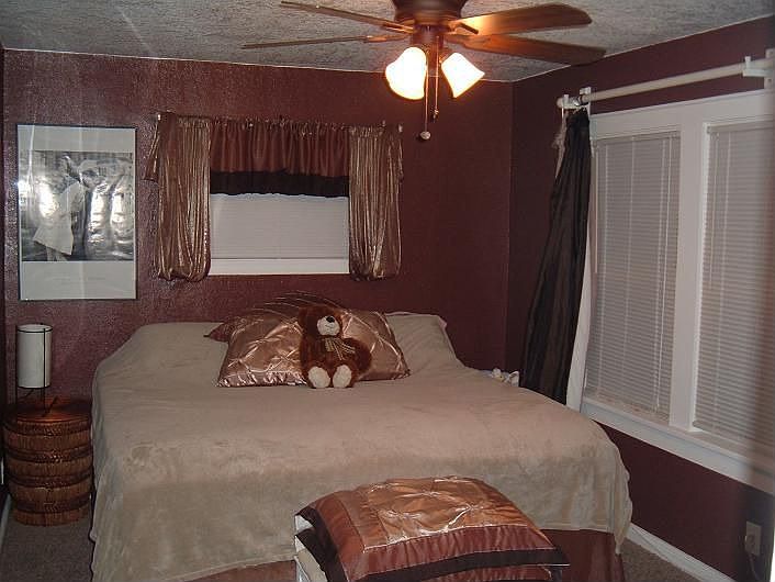 Bedroom #1