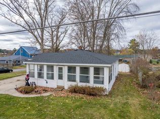 4085 N Water Rd, Sanford, MI 48657