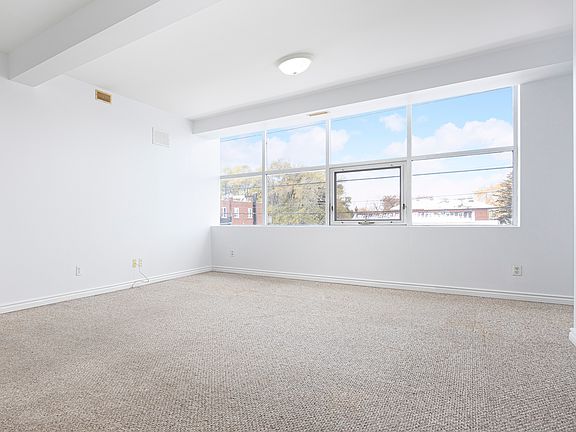 5th image of 3433 Bathurst St #4
