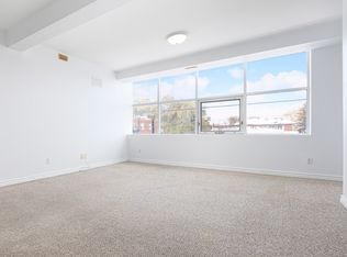 3433 Bathurst St #4, Toronto, ON M6A 2C3