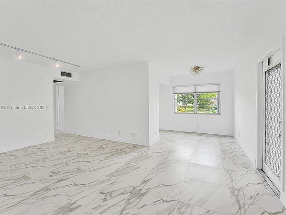 3rd image of 220 Westbury #220-L