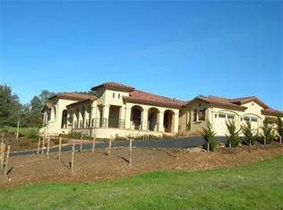 2530 Vineyard Dr, Auburn, CA 95603