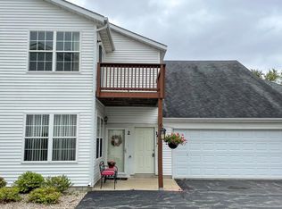 10193 Metalmark Ln, Roscoe, IL 61073
