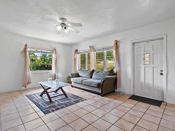 5th image of 520 36th Street