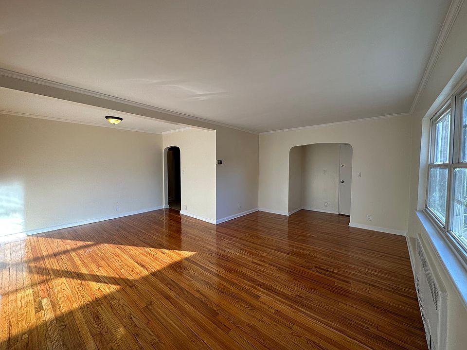 1st image of 39-27 211th St Floor 1