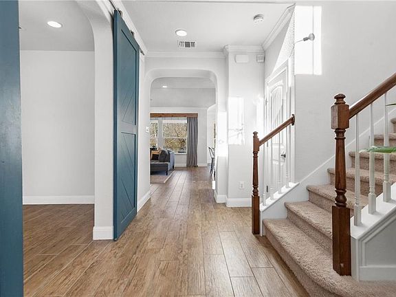 3rd image of 404 Freeman Park Pl