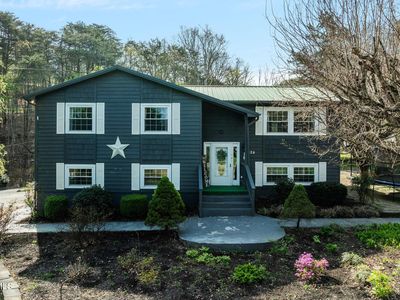 524 Mountain View Dr, Piney Flats, TN, 37686