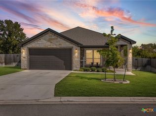 707 Eagle Pass Dr, Salado, TX 76571