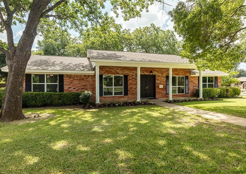 1st image of 1818 Elm Crest Dr