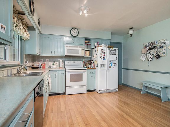 5th image of 1294 Bunkerhill Dr
