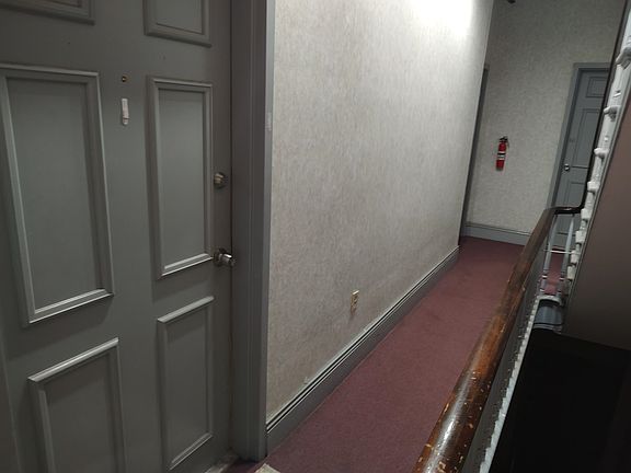 2nd image of 219 Montgomery St APT 3