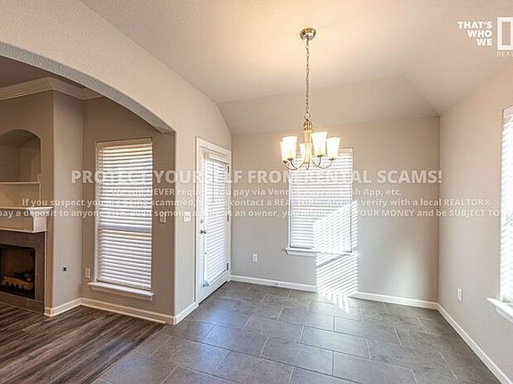 5th image of 4466 W Havana Ave