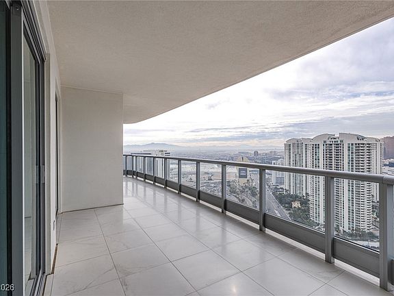 5th image of 222 Karen Ave Unit 3804