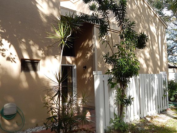 2nd image of 9886 Fairway Cove Ln