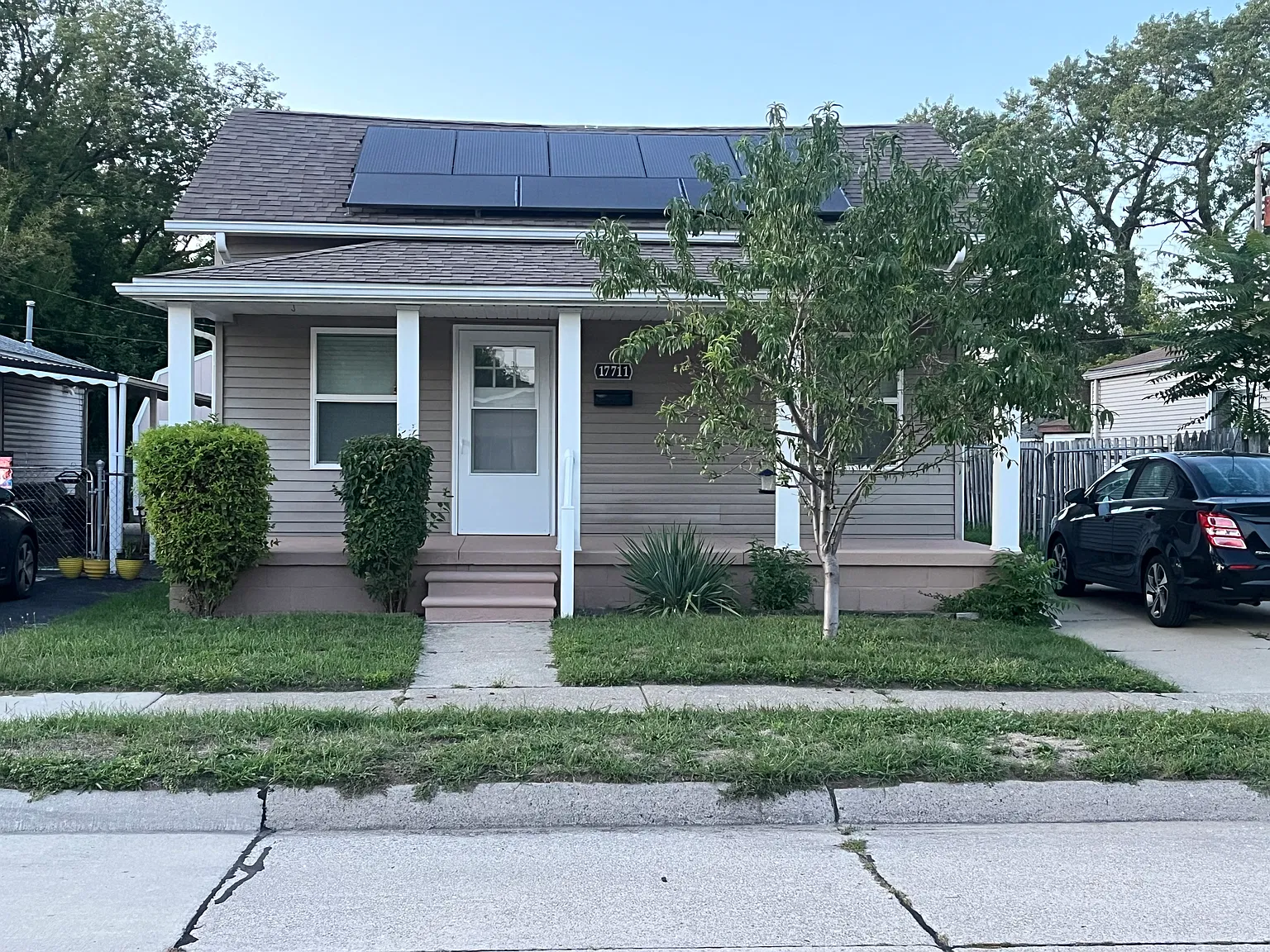 4 bed, 1176 sqft, $1,650 — Photo 1
